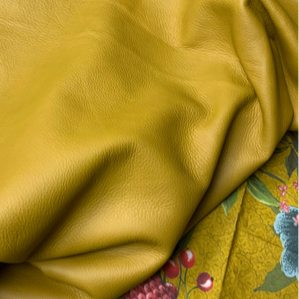 Donker mosterdgeel 1: 95x80