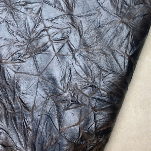 Donkerbruine bloemenprint 2: 100x70-80