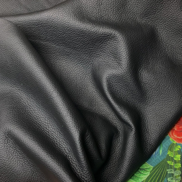 Pebbled zwart: 65-95x55-75