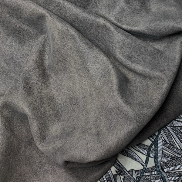 *Gemeleerd soepel grijs 3: 90x50-95