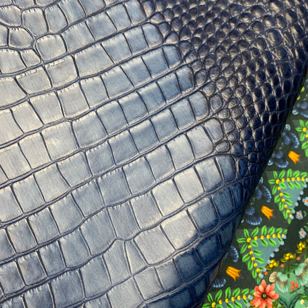 *Donker en li-blauwe croc 4: 105x75