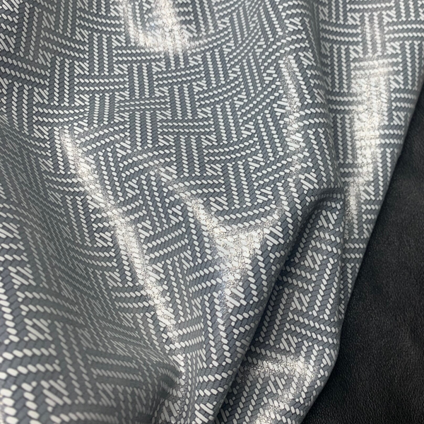 + Grijs witte zigzag 3: 105-135x50