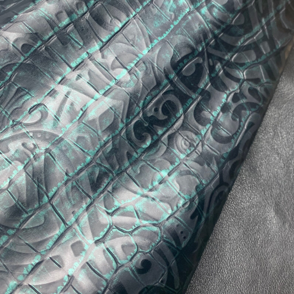 2x Zwart met groene croc en zwart met paarse croc: 80-90x75-90