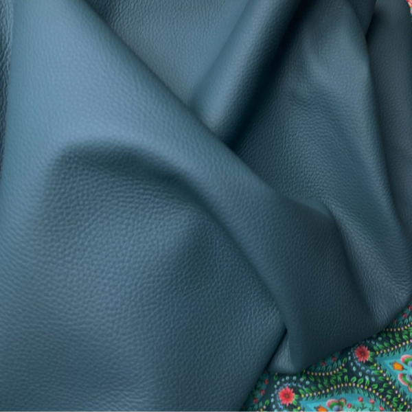Pebbled petrol 3: 90-100x60-65