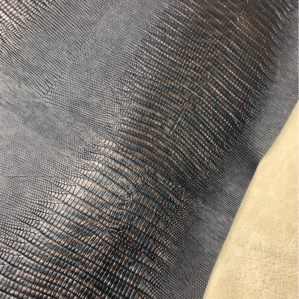 Zwart goud reptiel 2: 80x75