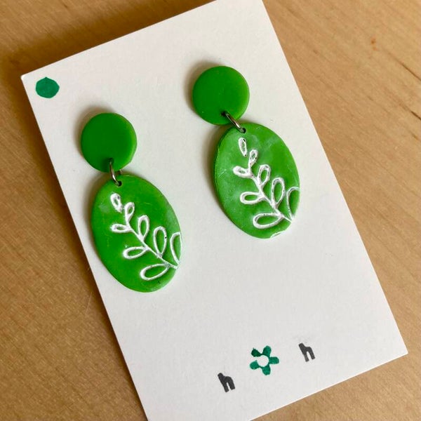 Leaf Engraved Earrings