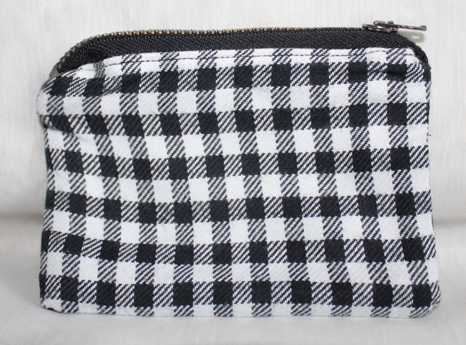 Porte-monnaie à carreaux noirs et blancs