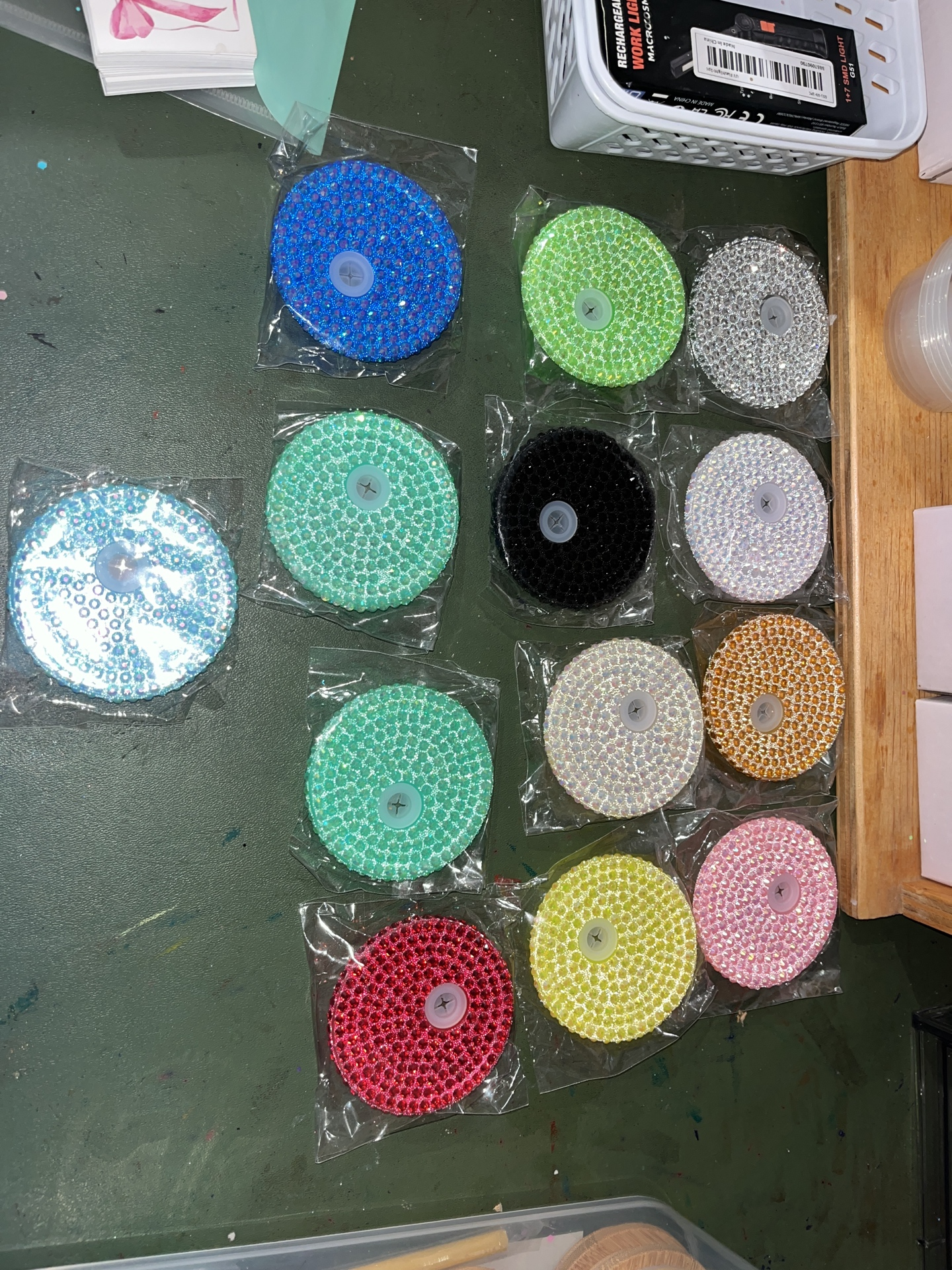 💎 Bling Rhinestone Lids