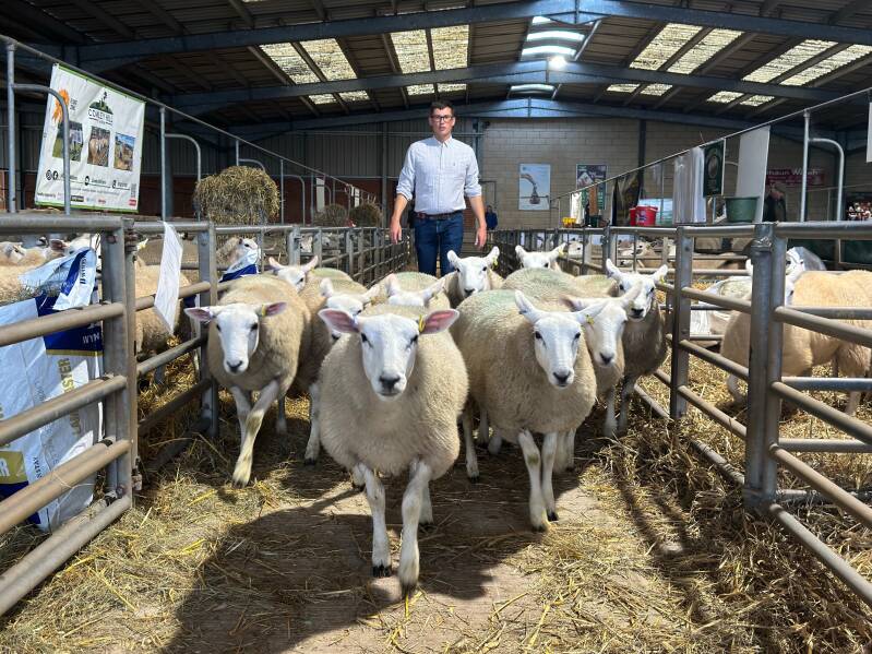 W Rootbottom landed the first prize pen of 10 ewe lambs