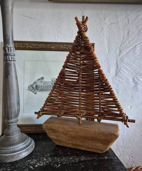 Stage bâteau en bois avec voile en osier le samedi 5 septembre à 16h00