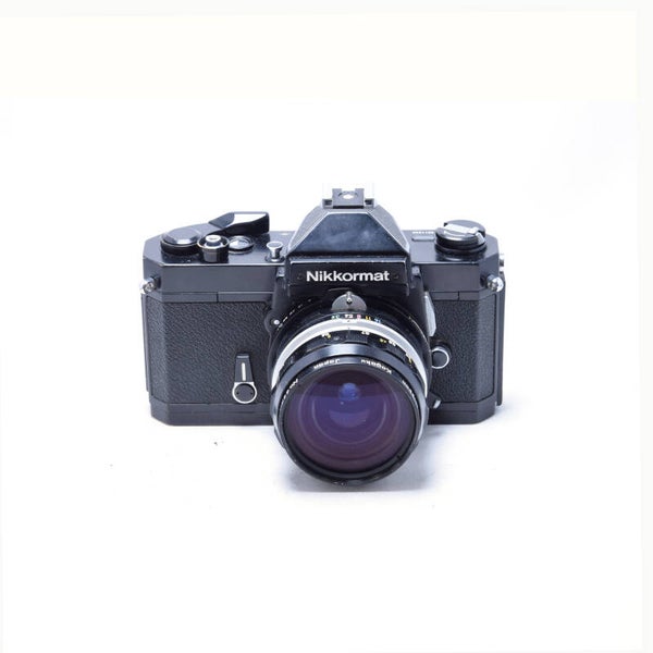 Nikkormat FT2 + Nippon kogaku 28mm f3.5