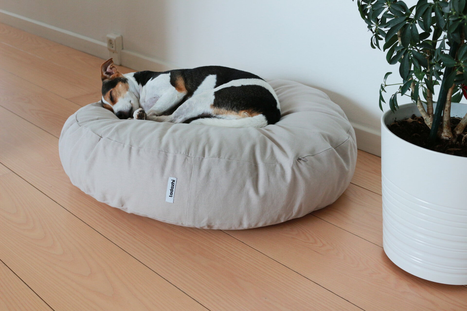 Rond kussen organic katoen - zand  - 70 x 14 cm.