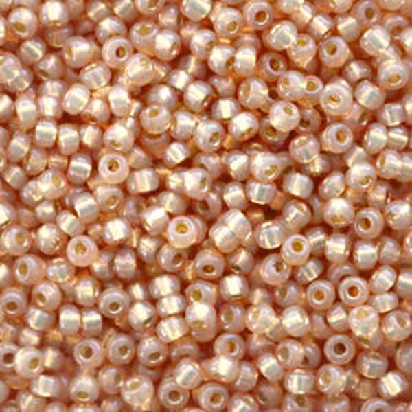 4243 Duracoat silverlined dyed topaz gold 11/0