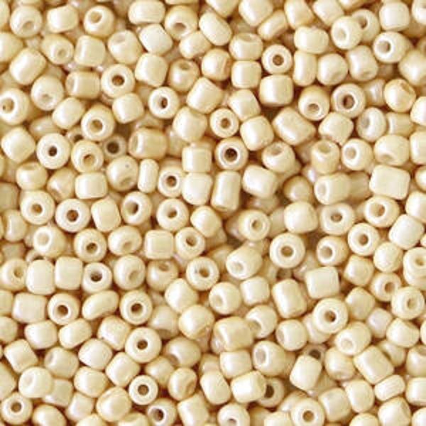 Classic Beige 12/0 (68348)