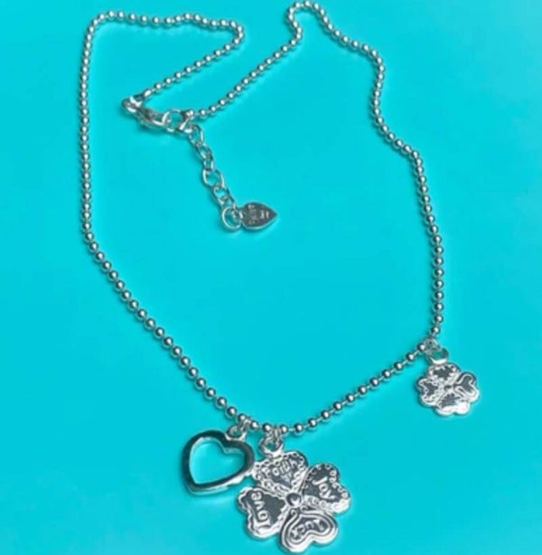 Ketting Jezebel luck , clover Joy Jewellery Bali