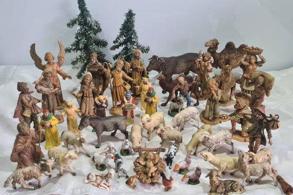 Krippen Figuren Konvolut 50 Stück