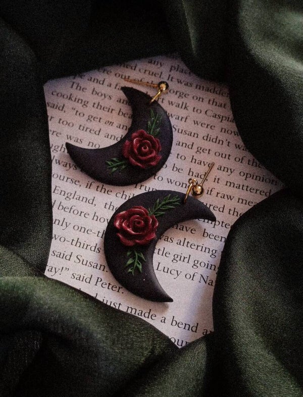 Fantasy maan oorbellen✨️🌹