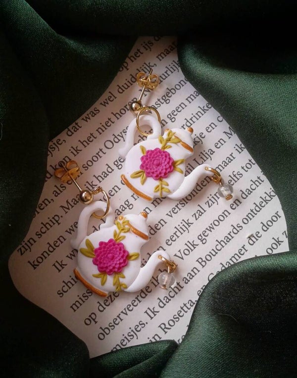 Theepotje 🌸⚜️