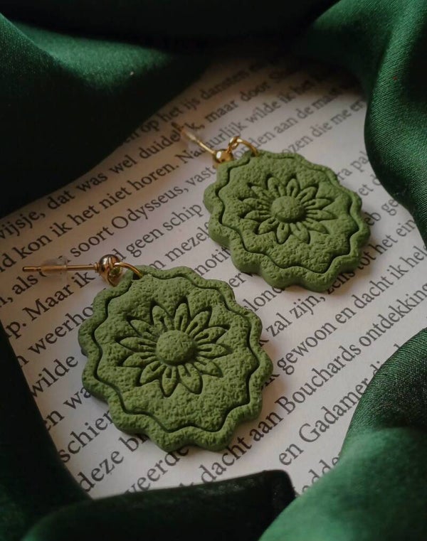 Green flower