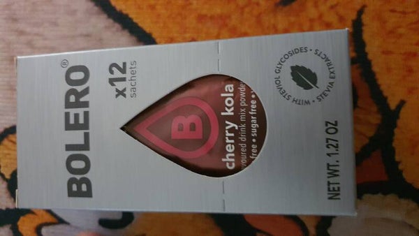Bolero ciliegia e Coca-Cola