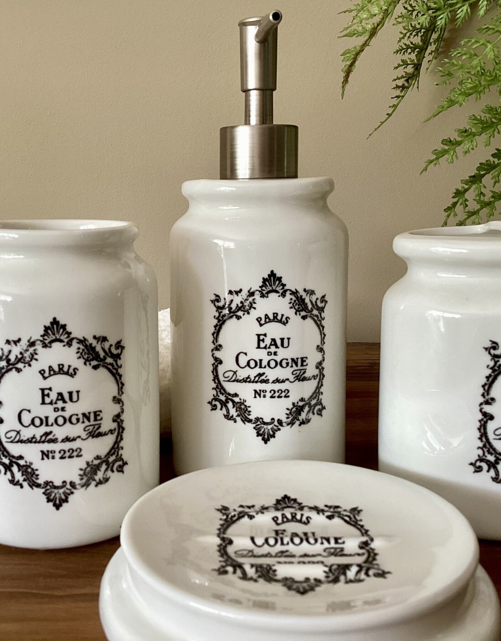 Badkamer set " Paris Eau de Cologne"