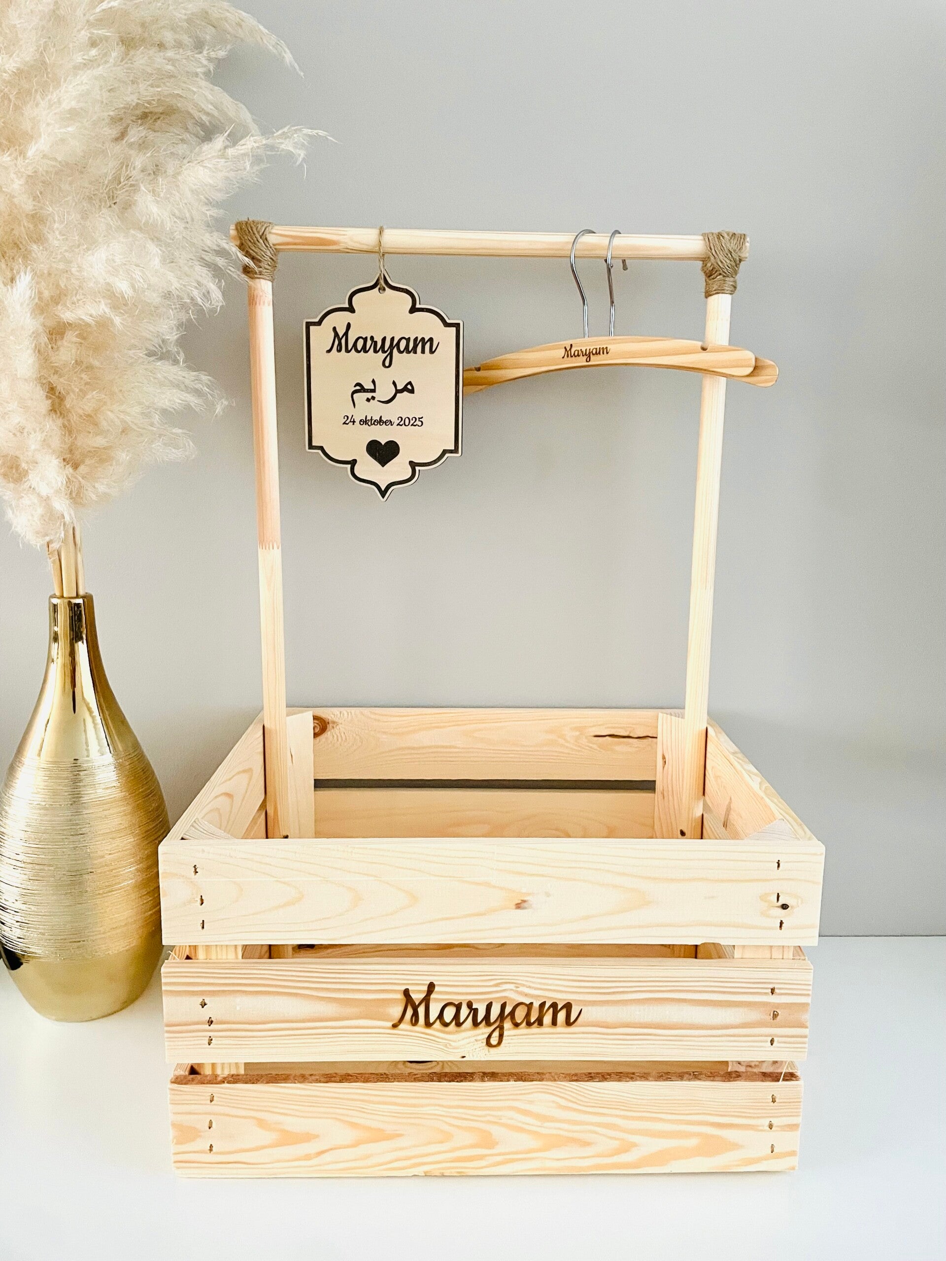 Geboortehanger met oosterse bord