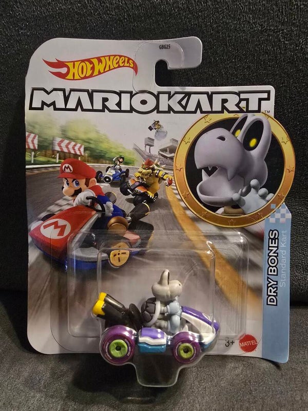 Mariokart "Dry Bones, Standard Kart"