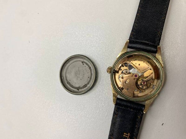 Tissot Automatic Vintage – Cadran Noir "Bumper" (Cal. 28.5-1)