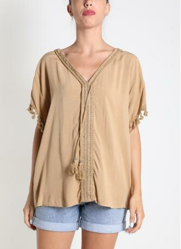 Top Sascha camel