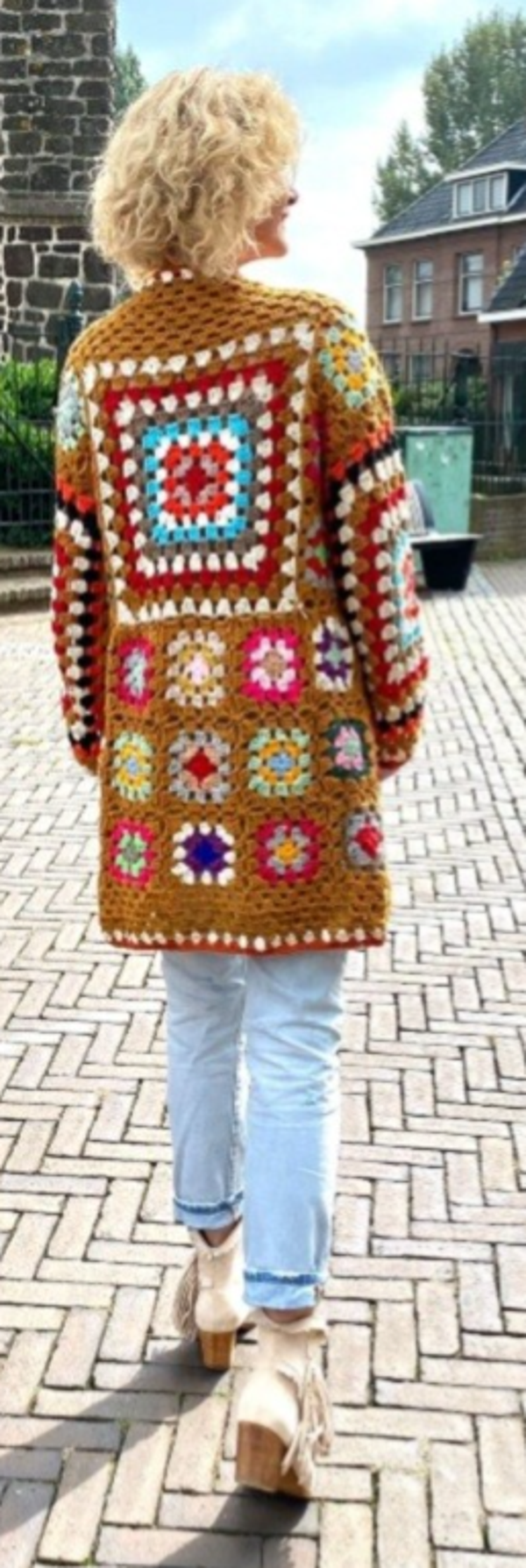 Granny Cardigan Camel