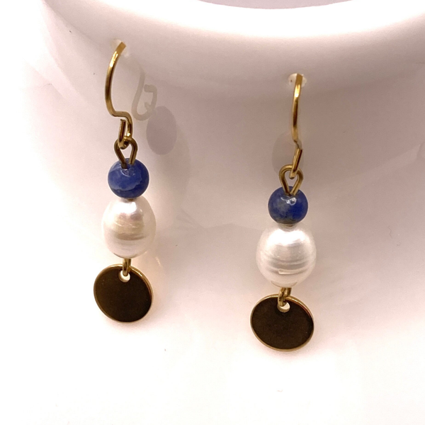 Ohrringe mit Sodalith, Süßwasserzuchtperlen & 18k IP-vergoldetem Edelstahl