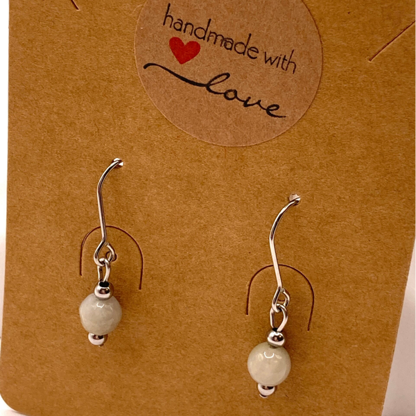 Ohrringe mit Jadeit & Chirurgischem Edelstahl