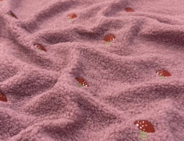 Teddy-Jumper mit gestickten Pilzen, altrosa