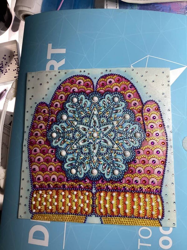 Snowflake/hand