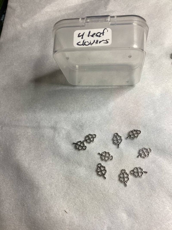 Charm 4 leaf Clovers