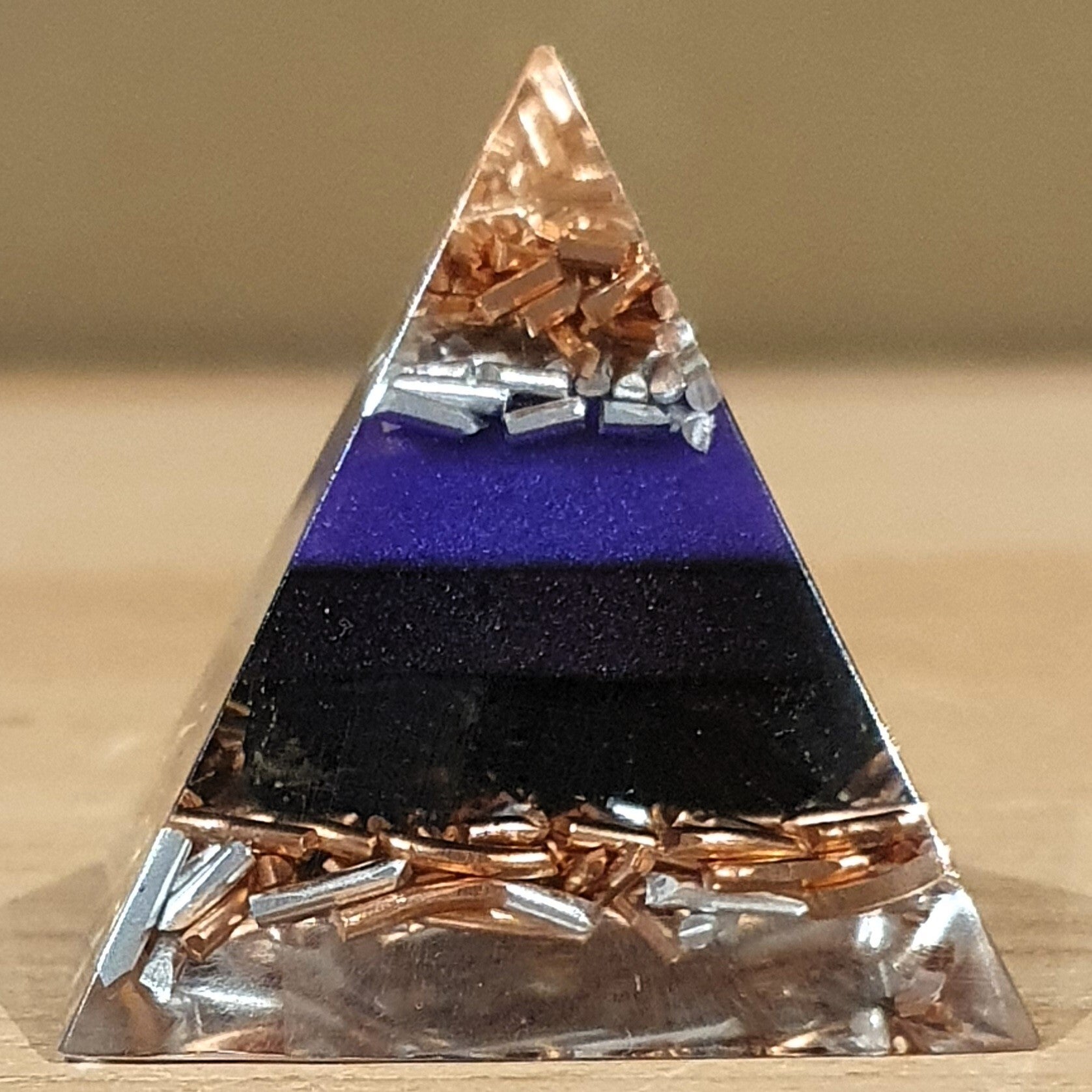 Orgonite magisch paars
