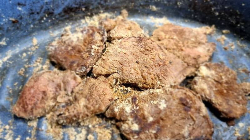 Počasi pečena vratovina s temnim pivom - recept Kulinastično