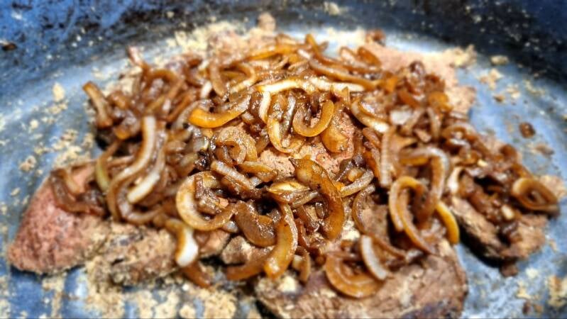 Počasi pečena vratovina s temnim pivom - recept Kulinastično