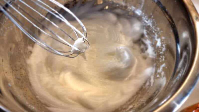 Sufle omleta s pršutom in sirom - recept Kulinastično