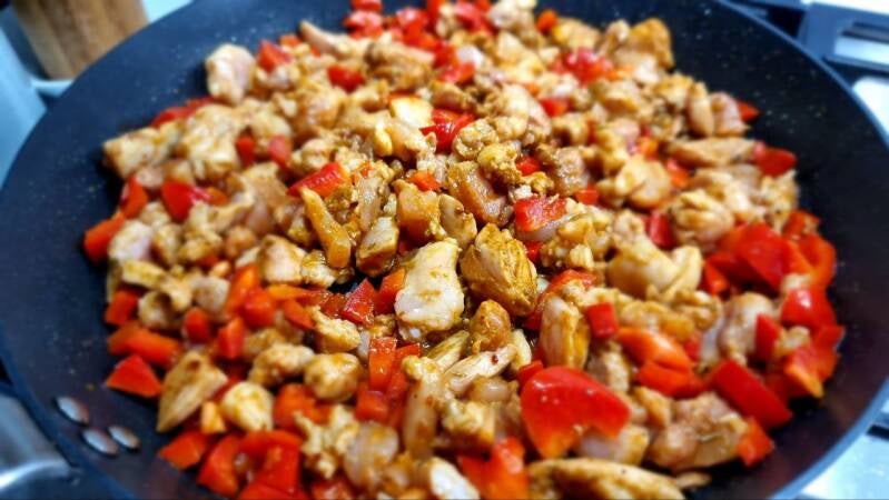 Piščančje gyros pite - recept Kulinastično