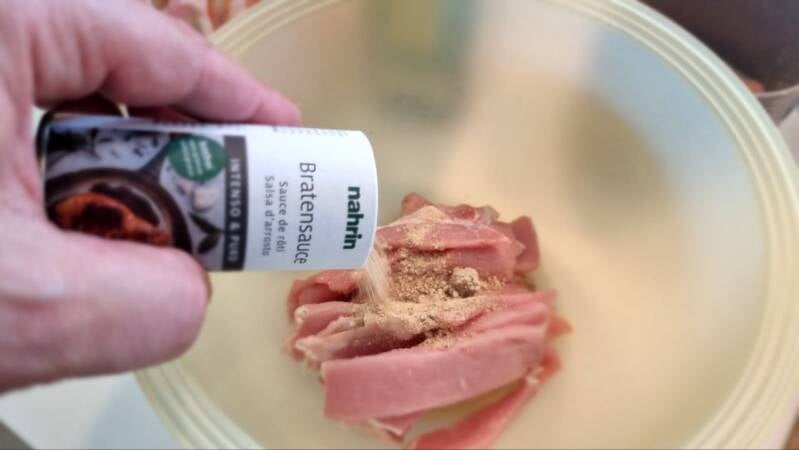 Kebab krožnik s svinjskim mesom - recept Kulinastično