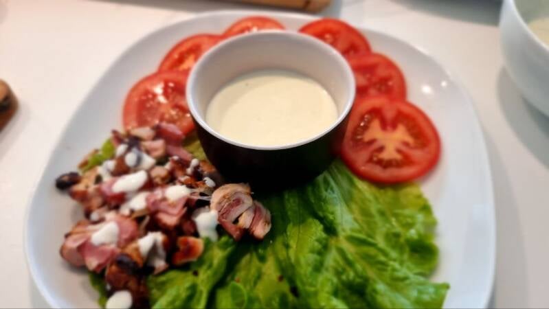 Kebab krožnik s svinjskim mesom - recept Kulinastično