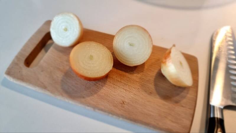 Goveja juha z rezanci - recept Kulinastično