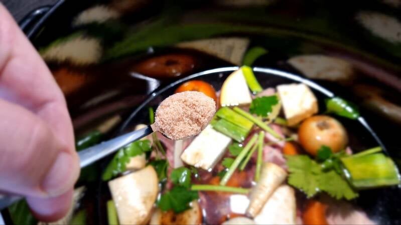 Goveja juha z rezanci - recept Kulinastično