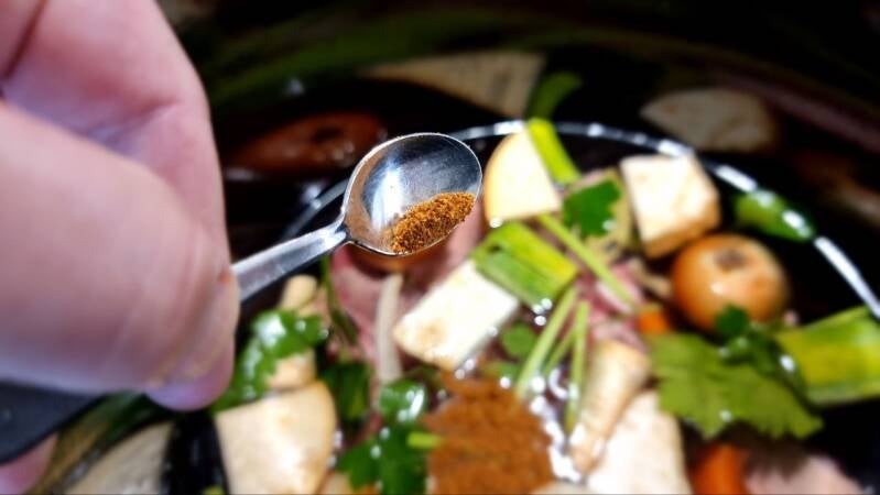 Goveja juha z rezanci - recept Kulinastično