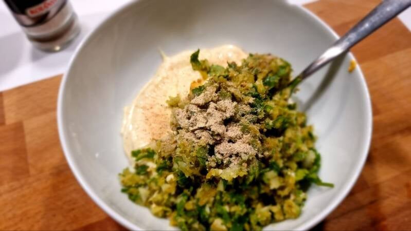 Piščančje rolce s tatarsko omako - recept Kulinastično