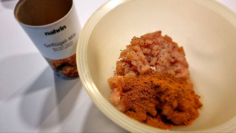 Piščančje rolce s tatarsko omako - recept Kulinastično