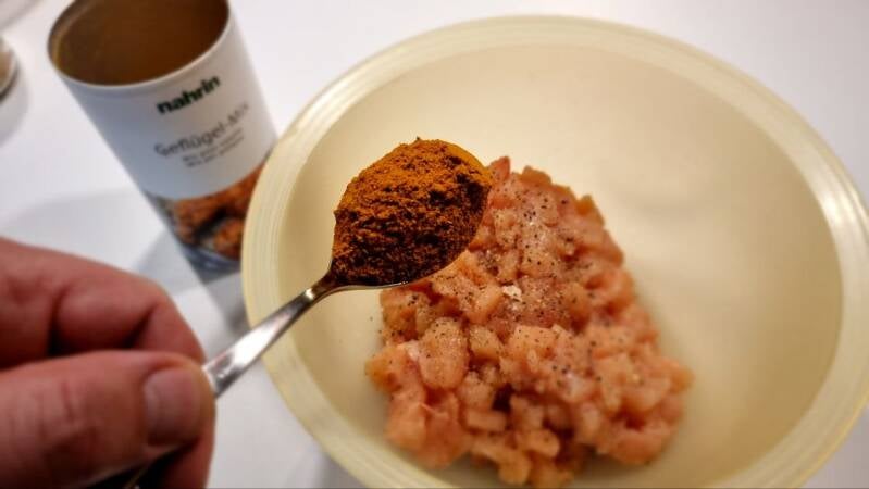 Piščančje rolce s tatarsko omako - recept Kulinastično