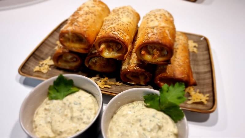 Piščančje rolce s tatarsko omako - recept Kulinastično