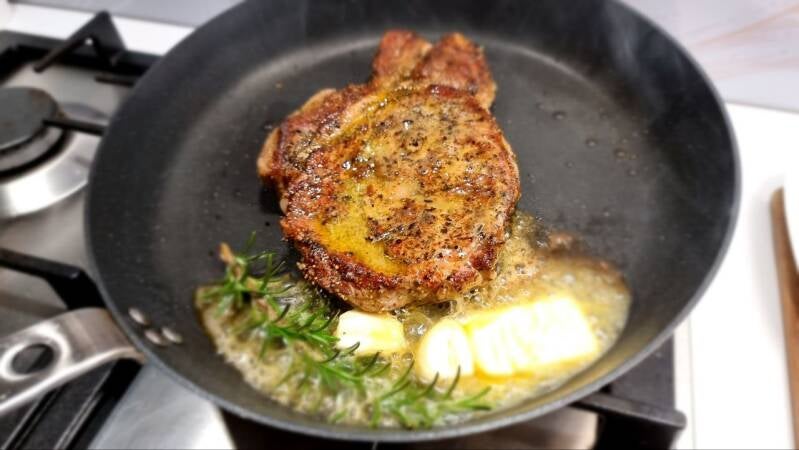 Goveji ribeye s prilogo - recept Kulinastično